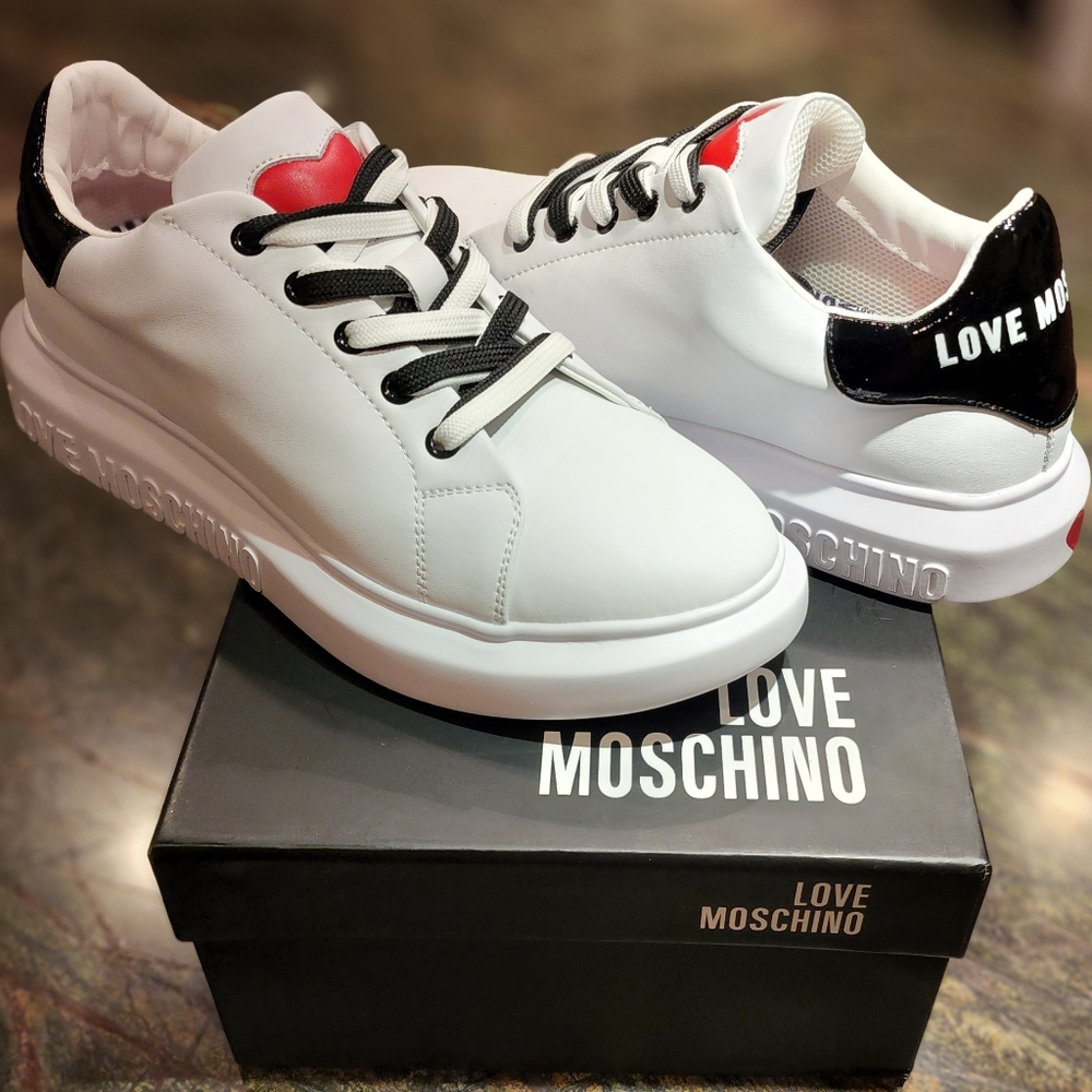 COPY - Love Moschino Sneakers JA15284G0CIA310A White Black Laces, Leather, Hear…